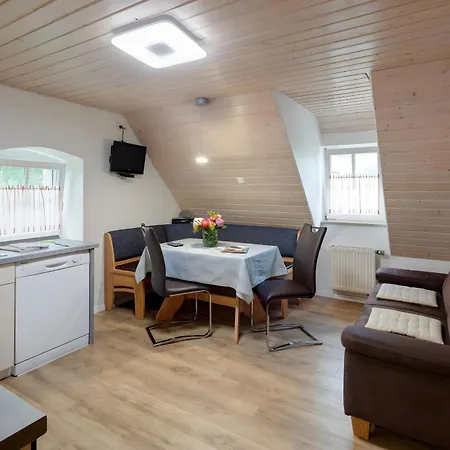 בית חווה Hof In L I E B E S D O R F Gerabronn