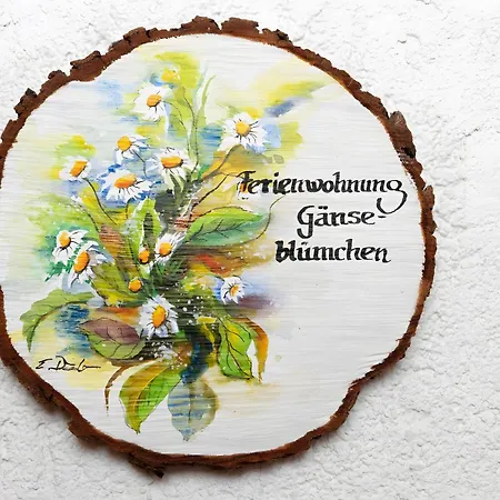 בית חווה Hof In L I E B E S D O R F *