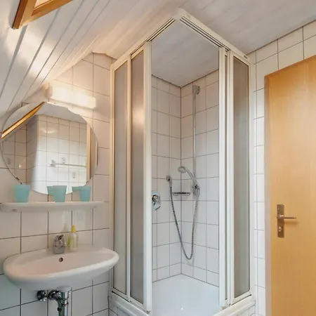 בית חווה Hof In L I E B E S D O R F *