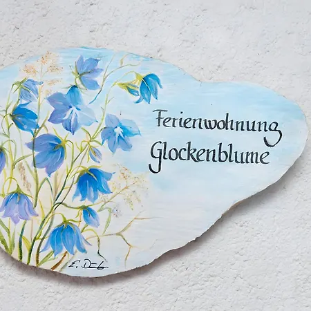 Hof In L I E B E S D O R F בית חווה Gerabronn