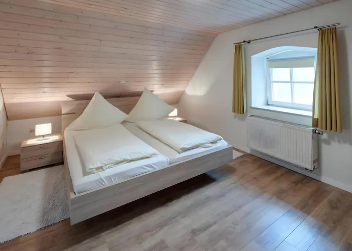 Hof In L I E B E S D O R F Gerabronn